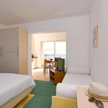 In With A Sea View, Terrace, Air Conditioning, Wifi 201-7 *