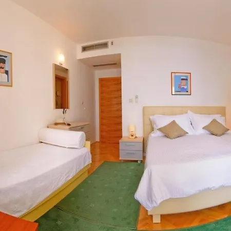 In With A Sea View, Terrace, Air Conditioning, Wifi 201-7 Apartmán