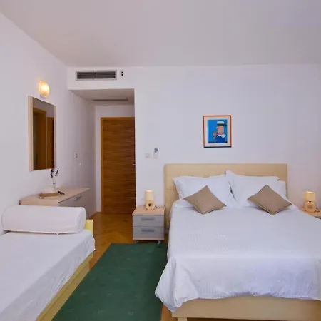 In With A Sea View, Terrace, Air Conditioning, Wifi 201-7