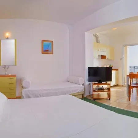In With A Sea View, Terrace, Air Conditioning, Wifi 201-7 Apartmán *